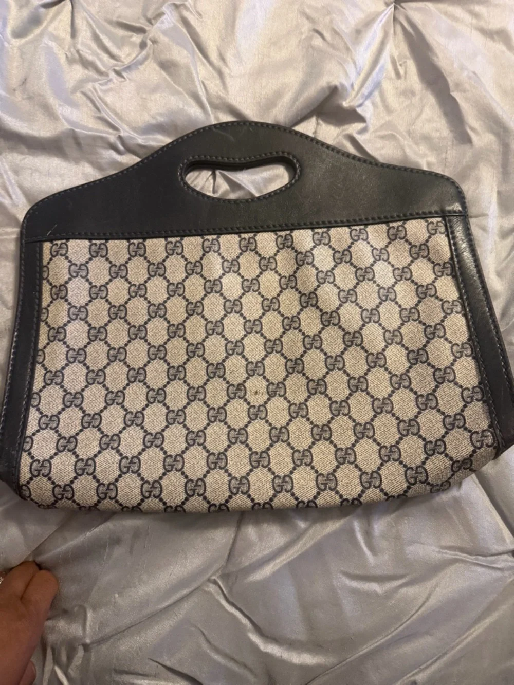 Gucci Beige and Black GG Canvas Tote - Picture 9 of 12